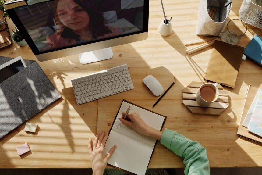 Metodología de la investigación en comunicación social: guía práctica para el estudiante